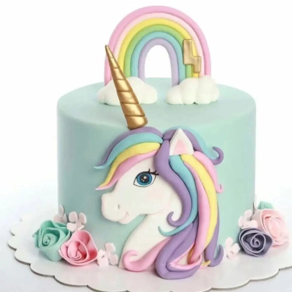 Blue Uni Trea Cake