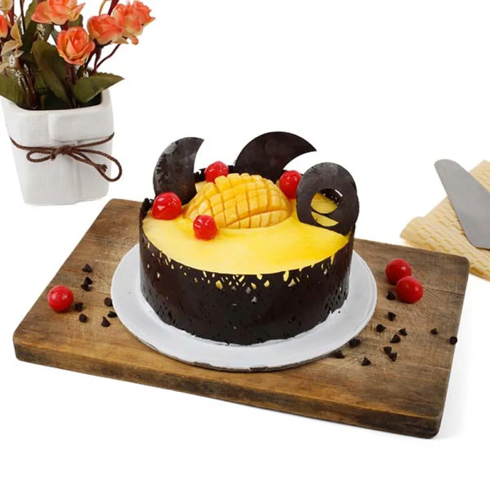 Choco Mango Delight Cake
