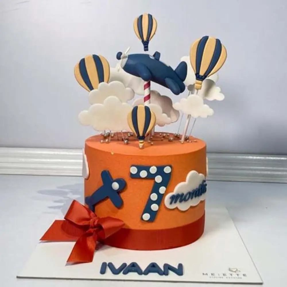 Gliding High Cake