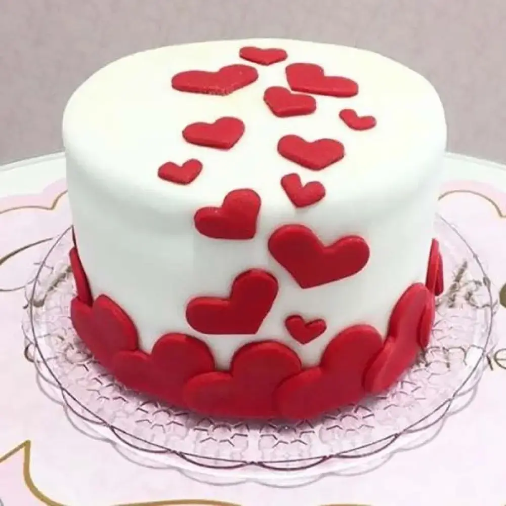 Breezing Hearts Cake